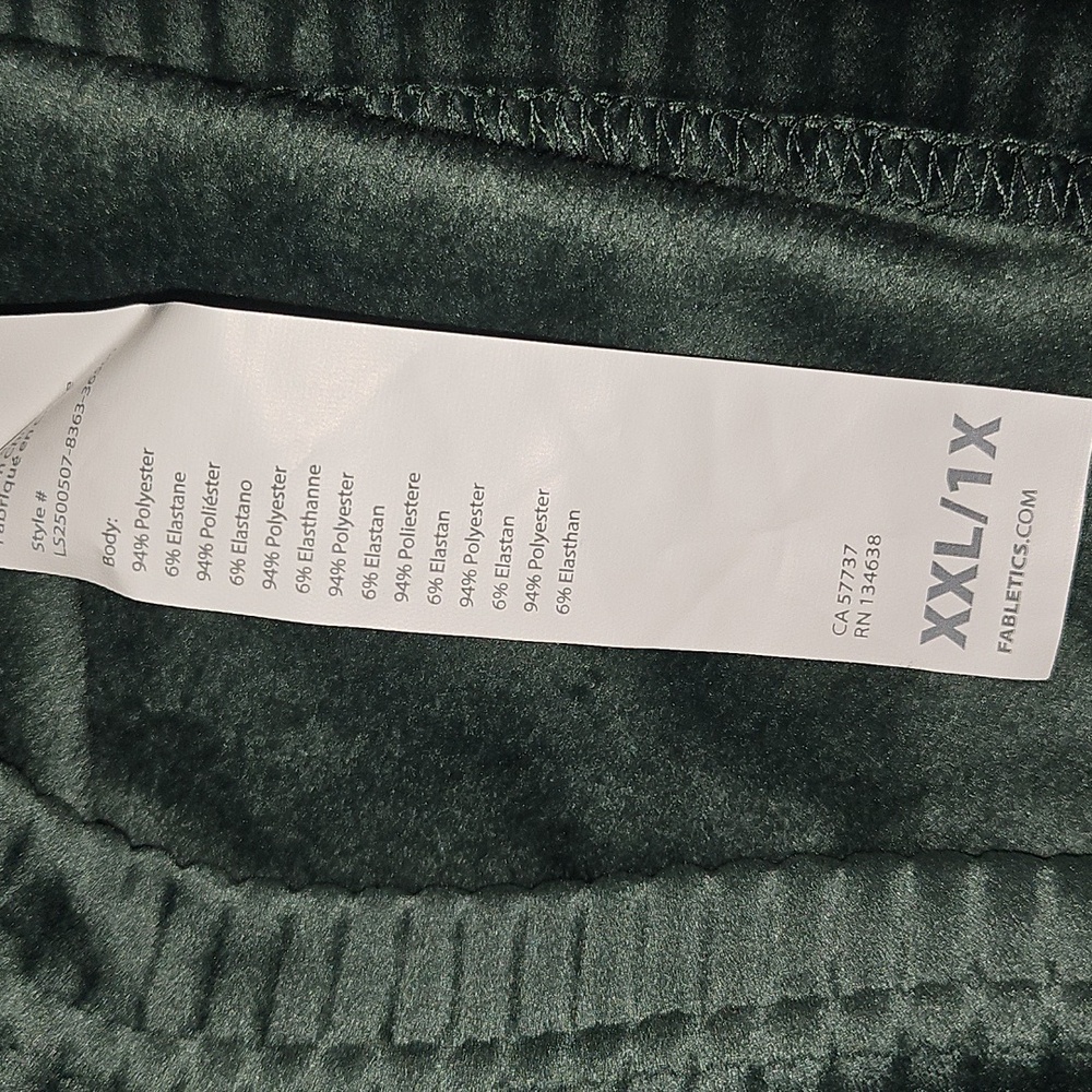 Fabletics Plush Rib Half Zip Sweatshirt 1X/XXL - Picture 9 of 10